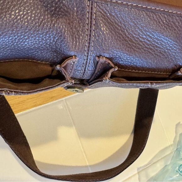 Fossil Vintage Brown Morgan Pebbled Leather Snap Flap & Zip Crossbody Bag - Picture 4 of 9